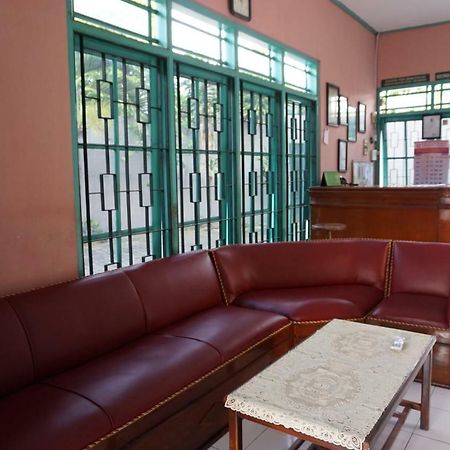 Ismoyo Hotel Yogyakarta Extérieur photo